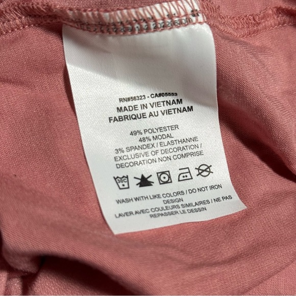 Nike Pink Slim Fit Tee XL Women’s Casual Short Sleeve Shirt NWT - Picture 7 of 7